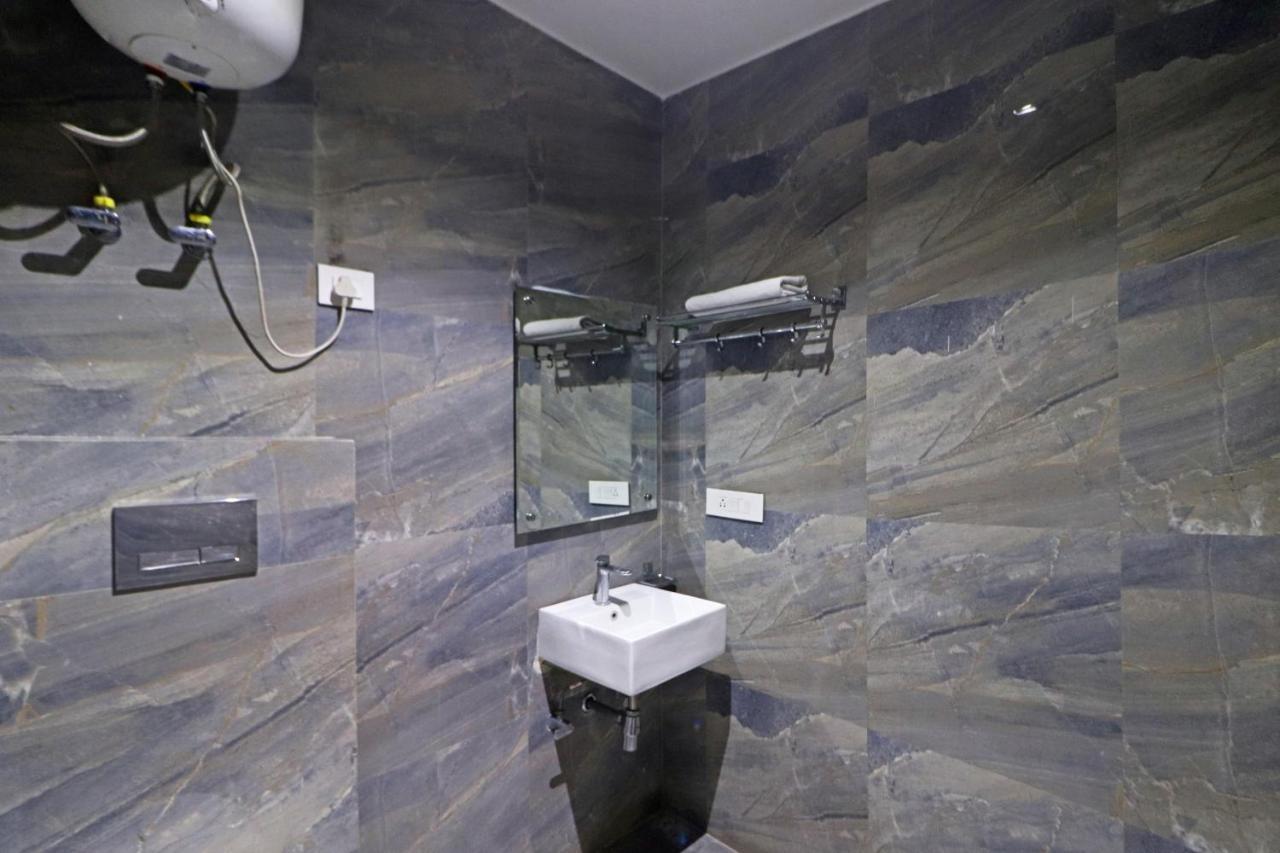 نيودلهي Hotel Good Vibe Near Delhi Igi Airport المظهر الخارجي الصورة